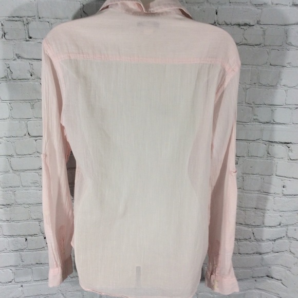 BDG soft pink button down long sleeve shirt Euc S - Picture 4 of 6